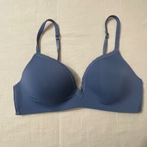 Samantha Chang Bra 38B New York Blue Wire-Free‎ Bra Lace Trim Comfortable Active